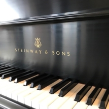 Like New Steinway &amp; Sons Baby Grand Piano